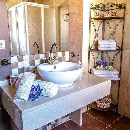 Holiday home Paquita La Lantejuela