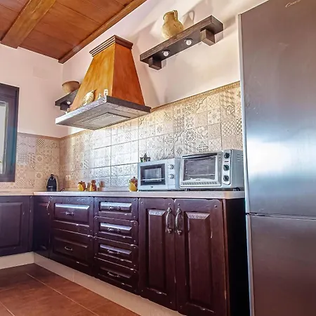 Paquita Holiday home La Lantejuela